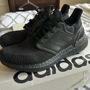 Women’s Adidas Ultraboost 19 Triple Black Size 8.5
